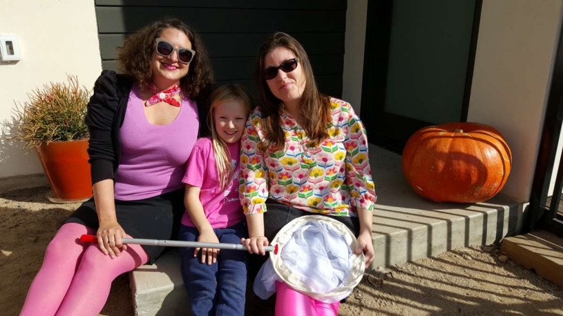 Lila, Charlotte and Emily after the hunt (they all dressed in pink for the occasion). 